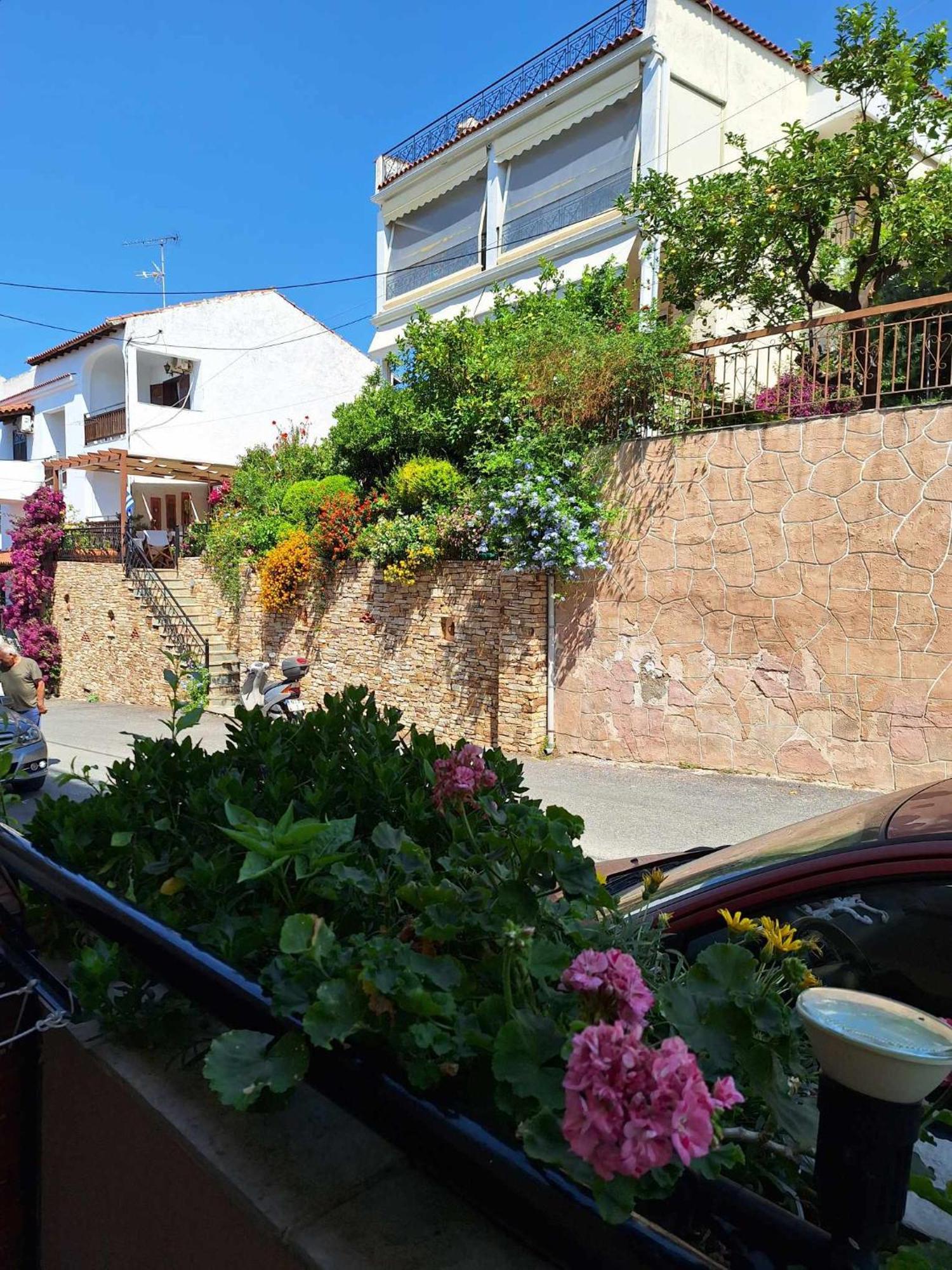 Akrotiri Hotel Néos Marmarás Exterior foto